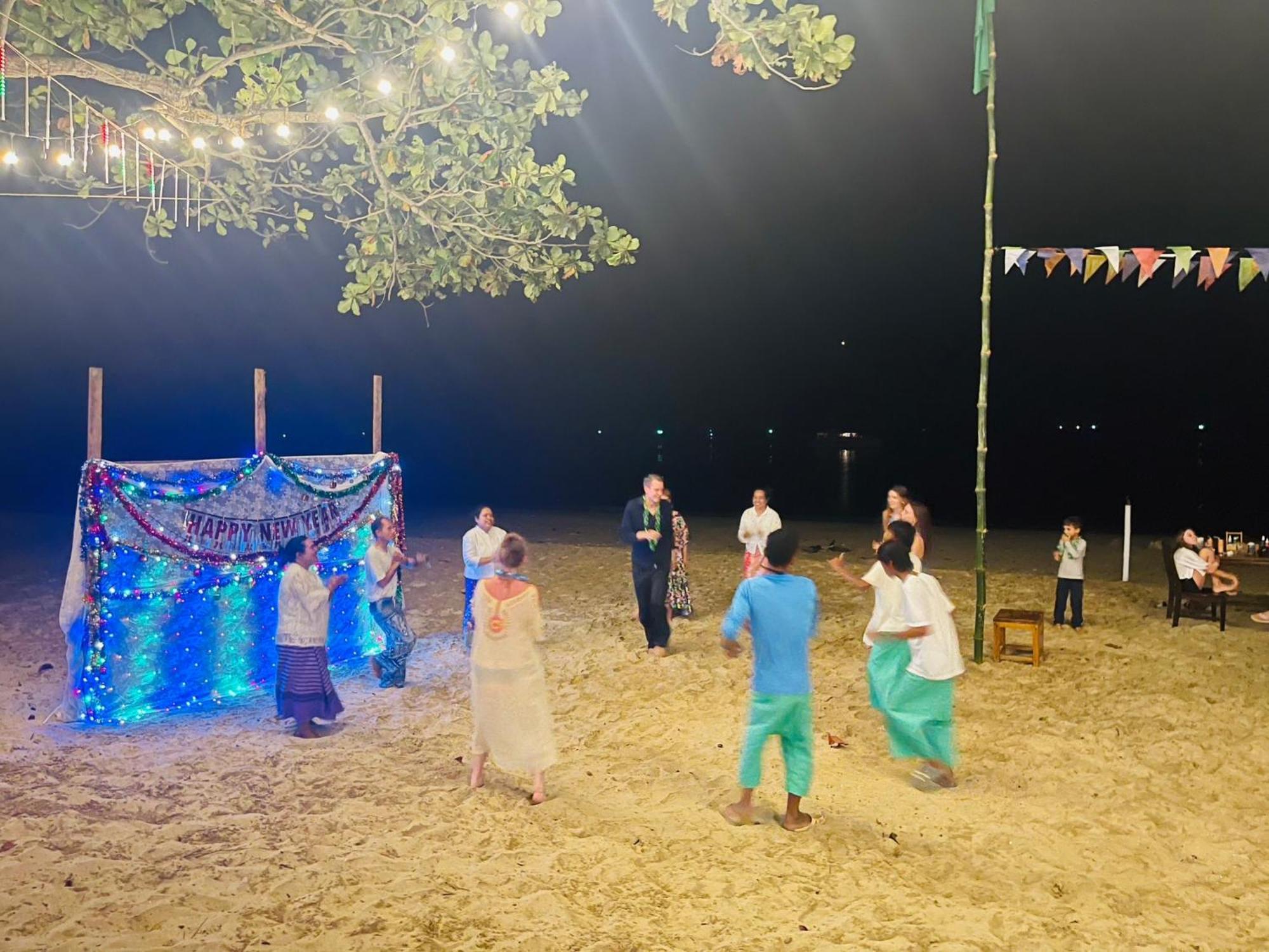Koh Jum Delight Beach Exterior foto